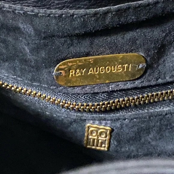 R&Y AUGOUSTI PYTHON LEATHER HANDBAG - Picture 6 of 8